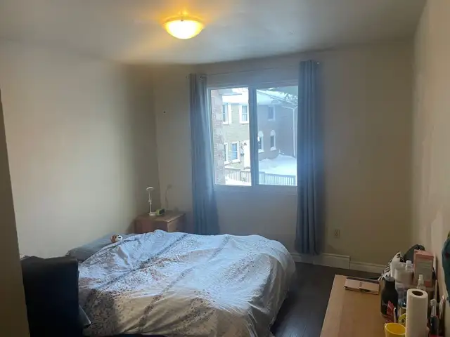 Room for rent in Waterloo, Ontario - Photo 3