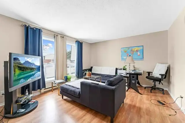 Private Room For Rent - Photo 8