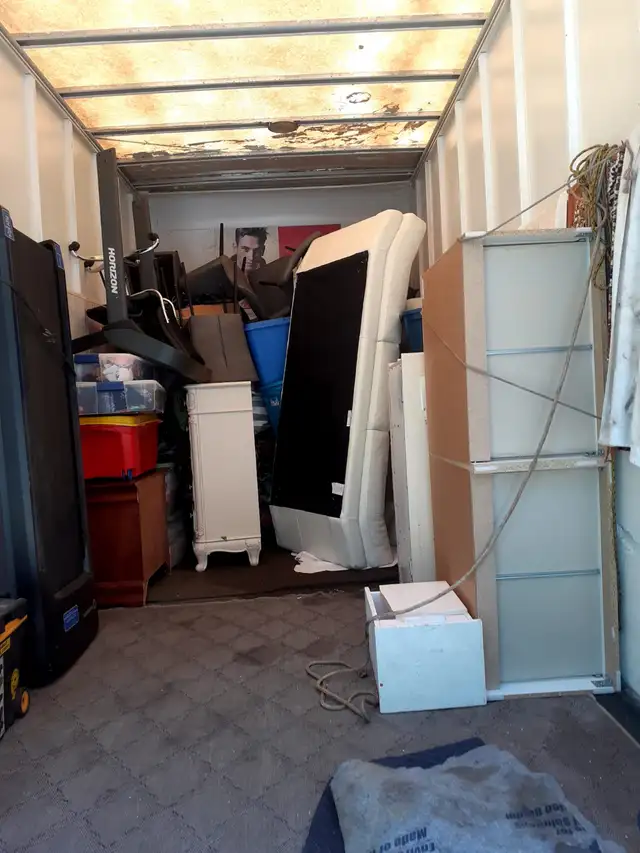 Jean Delivery & Moving (416) 271-4162 - Photo 2