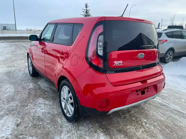 2019 Kia Soul EX – 2.0L - Photo 6