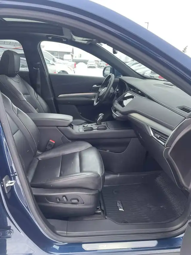 2019 Cadillac XT4 Premium Luxury AWD - Photo 9
