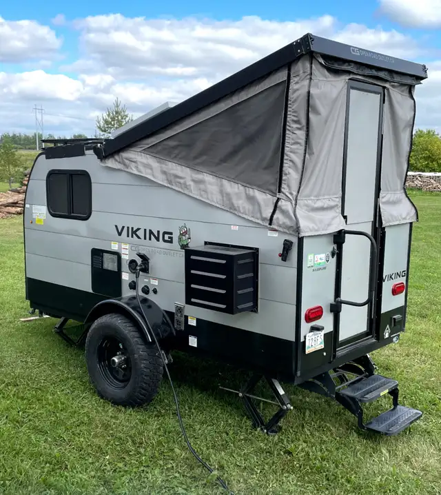 2023 Viking Explore 9.0 TD camper trailer - Photo 2