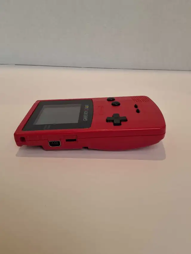 Nintendo Gameboy Color Berry CGB-001 - Photo 4
