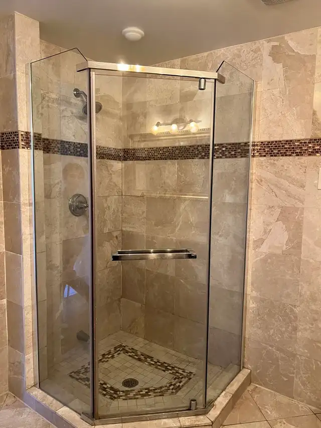 Furnished Private Room Available Immediately – UTM - Photo 3