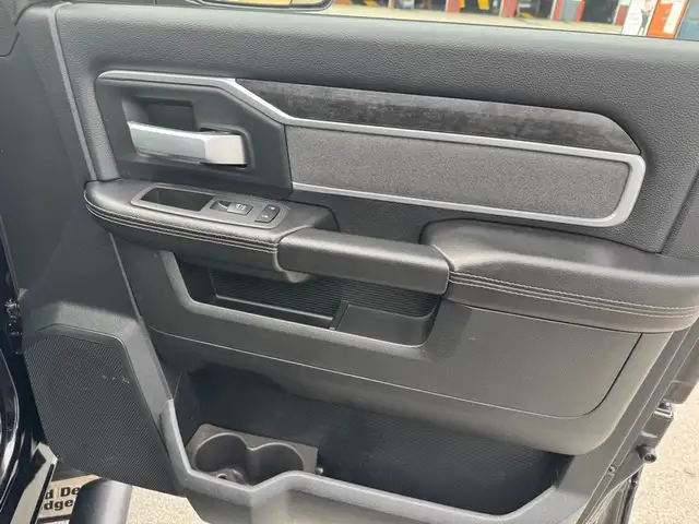 2022 Ram 2500 Big Horn Sport / Crew Cab / 6'4' Box / 4x4 - Photo 13