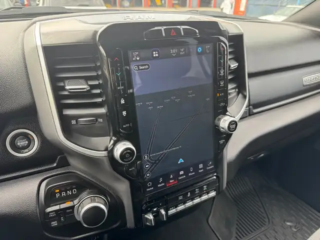 2022 Ram 2500 Big Horn Sport / Crew Cab / 6'4' Box / 4x4 - Photo 17