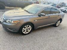 2011 Ford  Taurus Sport AWD - Photo 10