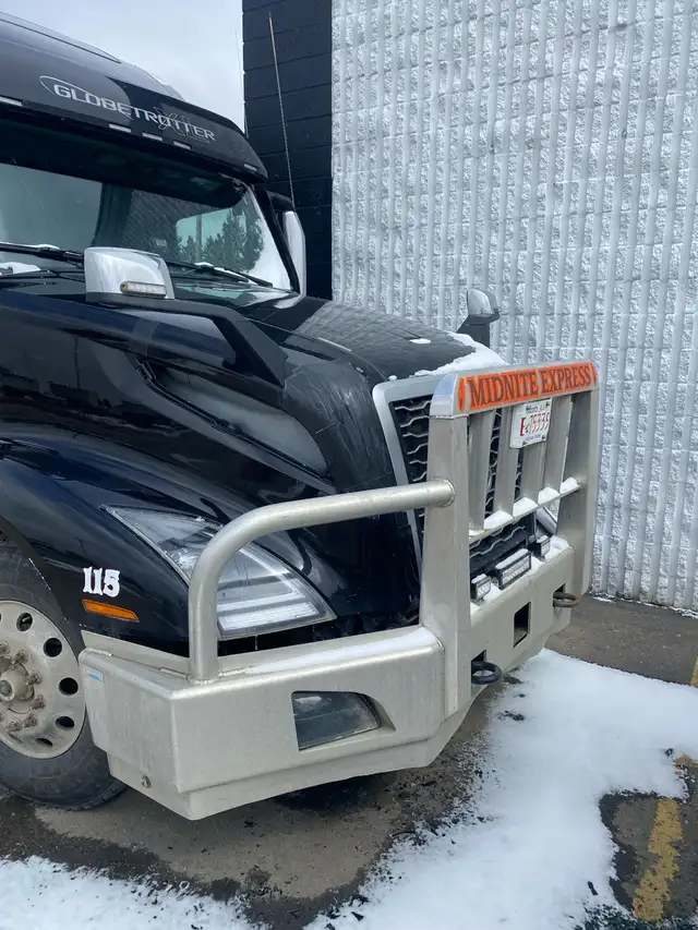 Volvo for sale - Photo 3