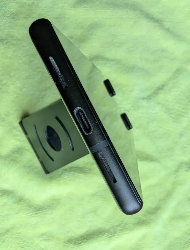 Google Pixel 6 Black 128GB in Excellent / Perfect Condition - Photo 7