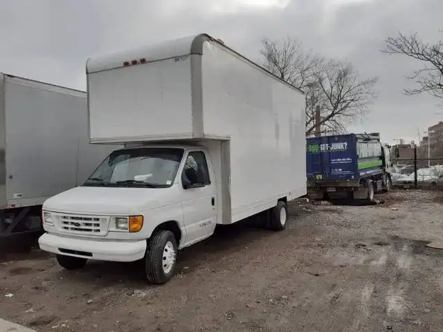 Truck for Sale-E-450 used- like new