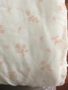 DOUILLETTE POUR LIT DOUBLE DE 6 PIEDS LARGEx7 PIEDS LONG: $20.00