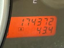 2011 NISSAN VERSA $3995-174000 Kms 4cyl automatic - Photo 2