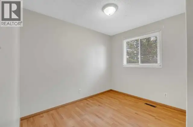 Home for sale - Photo 2