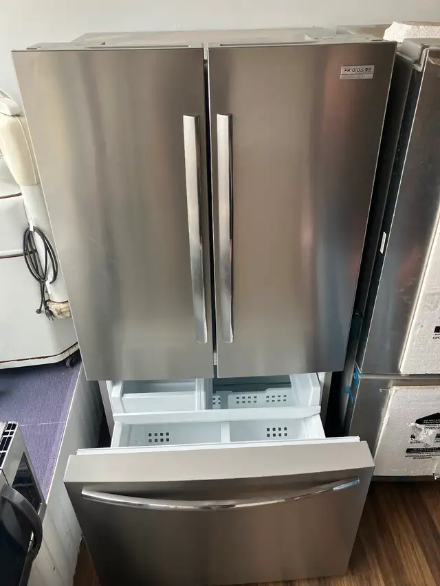 New Frigidaire Scratch N Dent Refrigerators - Photo 6