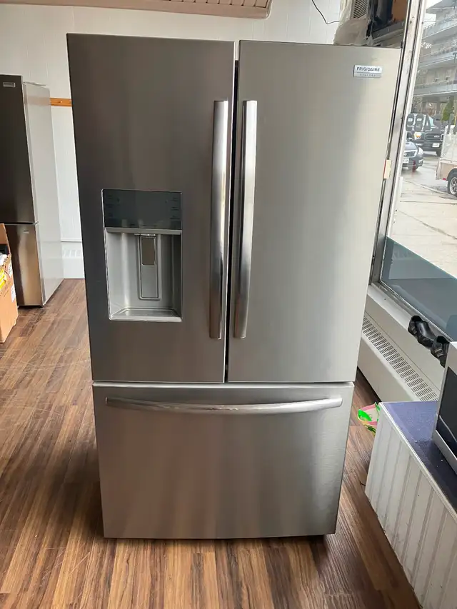 New Frigidaire Scratch N Dent Refrigerators - Photo 8