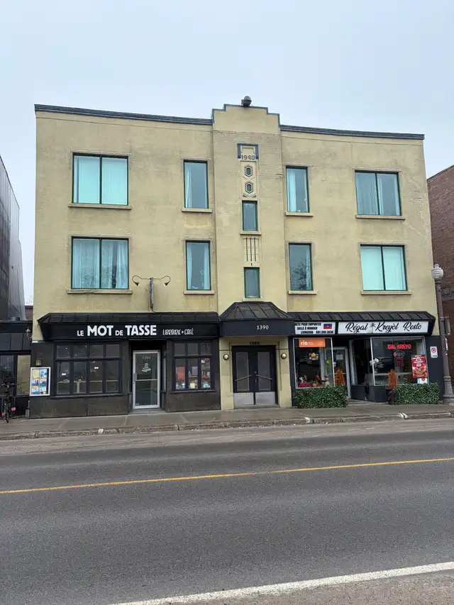 Beau très grand 7 1/2 chemin Ste-Foy Juillet