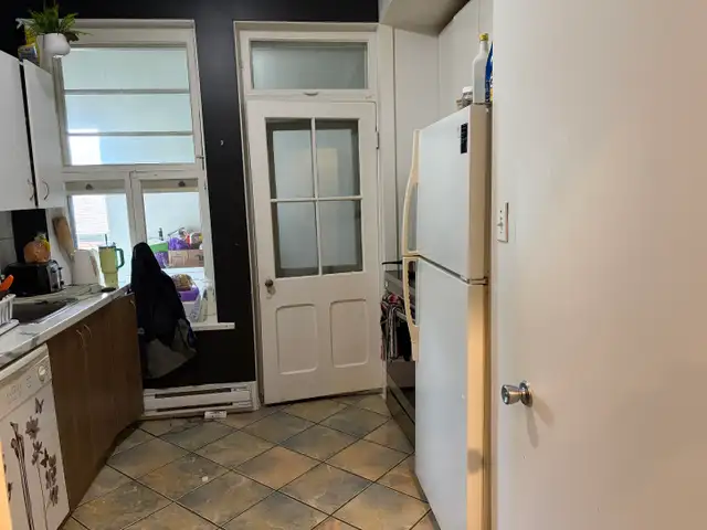 Beau très grand 7 1/2 chemin Ste-Foy Juillet - Photo 7