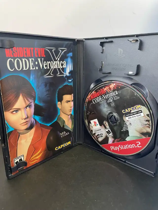 PS2 RESIDENT EVIL CODE VERONICA X - Photo 2