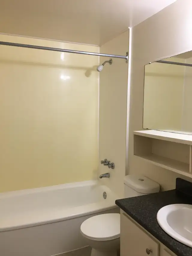 JUNE 1st 2 BEDROOM - $1799 - Photo 4