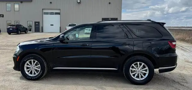 2022 Dodge Durango SXT - Photo 5