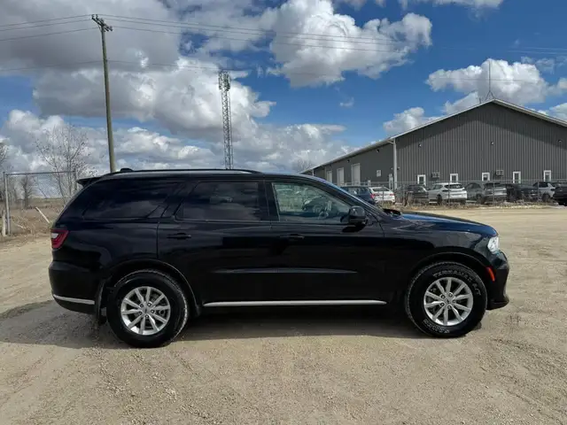 2022 Dodge Durango SXT - Photo 6