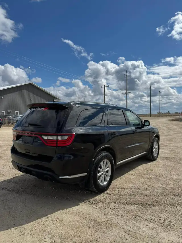2022 Dodge Durango SXT - Photo 7