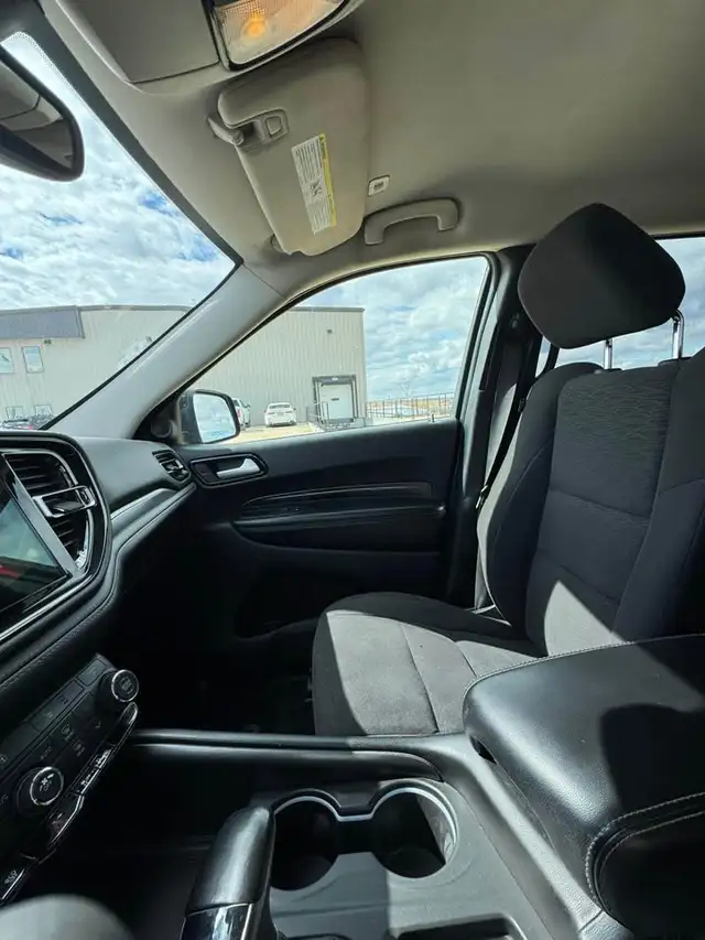 2022 Dodge Durango SXT - Photo 13
