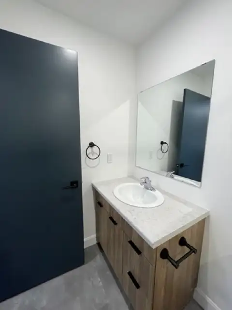 1 Bedroom at Sawmill 191 Rink Street All Inclusive! - Photo 9