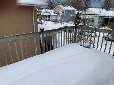 Cozy Upper 2 Bedroom Apartment! - Photo 10