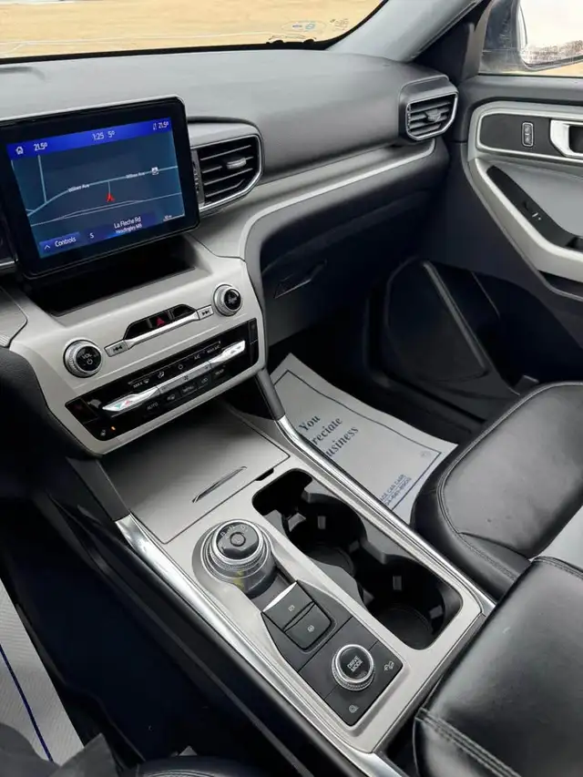 2022 Ford Explorer XLT - Photo 11