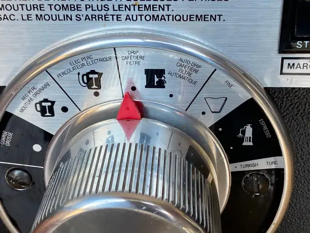 BUNN - G1 Bulk Coffee Grinder. Great Condition. 9 Grind Settings - Photo 4