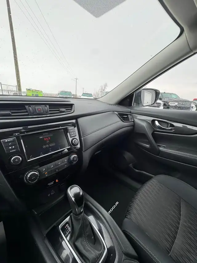 2018 Nissan Rogue S - Photo 13