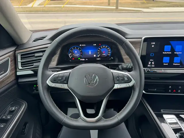 2024 Volkswagen Atlas SEL Highline - Photo 12