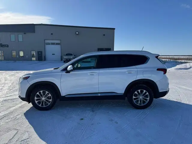 2019 Hyundai Santa Fe Essential - Photo 4