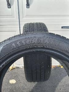 2 tires GOODYEAR 215/50/R18 all season. - Photo 4