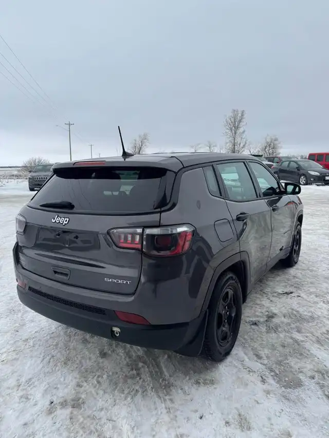 2022 Jeep Compass Sport - Photo 4