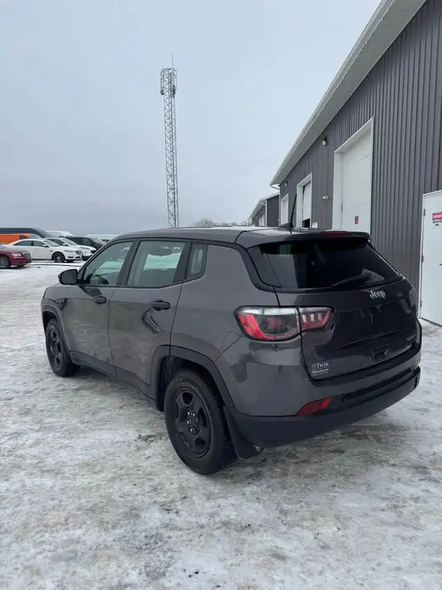 2022 Jeep Compass Sport - Photo 7