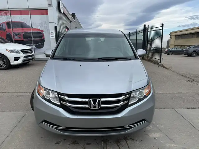 2016 Honda Odyssey EX - Photo 2