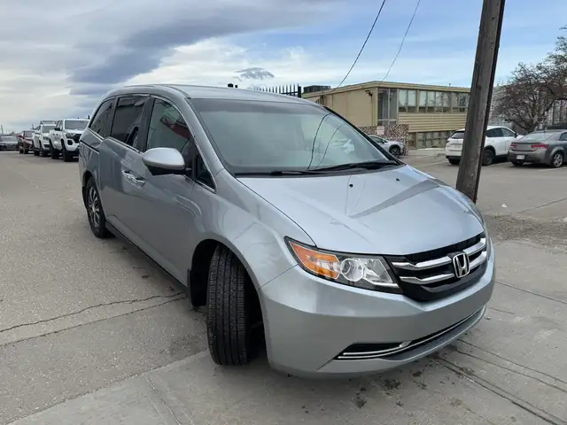 2016 Honda Odyssey EX - Photo 3