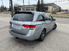 2016 Honda Odyssey EX - Photo 4
