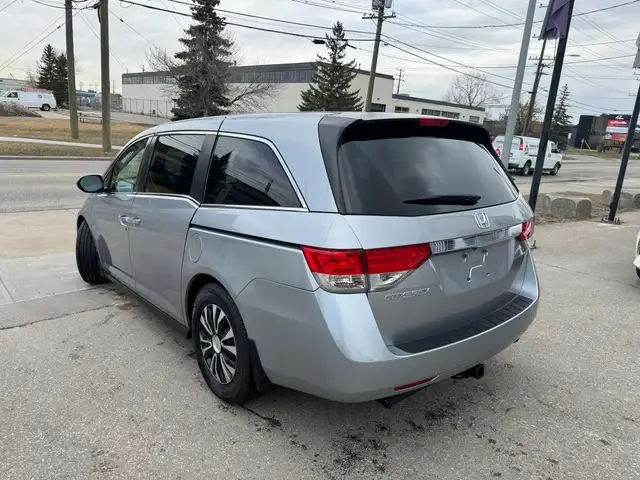 2016 Honda Odyssey EX - Photo 6