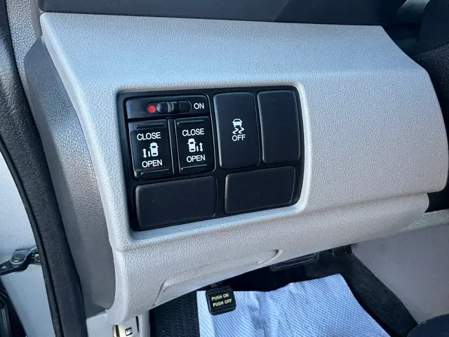 2016 Honda Odyssey EX - Photo 16