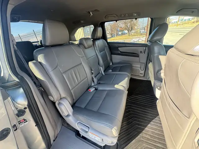 2016 Honda Odyssey EX - Photo 19