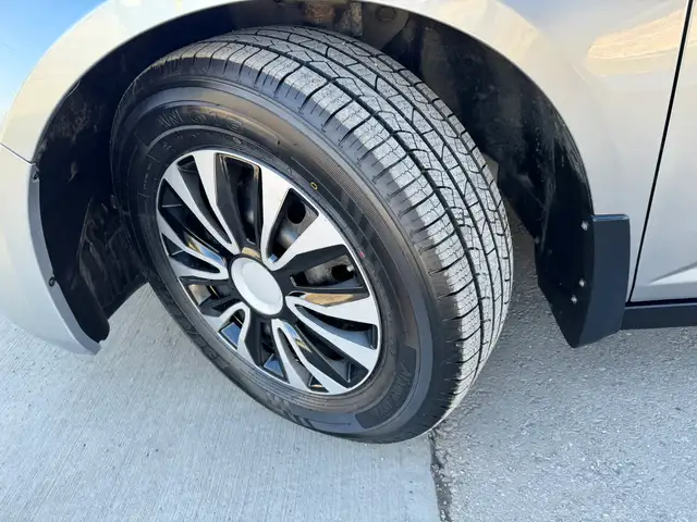 2016 Honda Odyssey EX - Photo 23