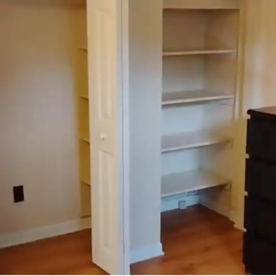 May 1- 3 ROOMS Available-Merivale/Hunt Club-20m/Algonq-VIDEO's - Photo 12