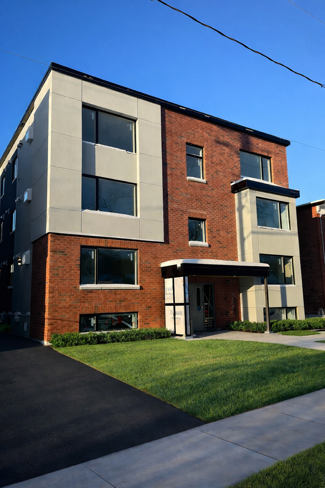 Steps to Ottawa University - Beautiful 1 bedroom apt - NEW BUILD - Photo 10
