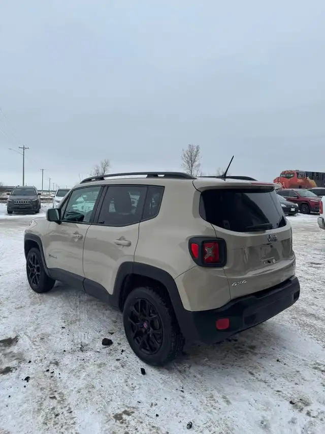2015 Jeep Renegade North - Photo 4