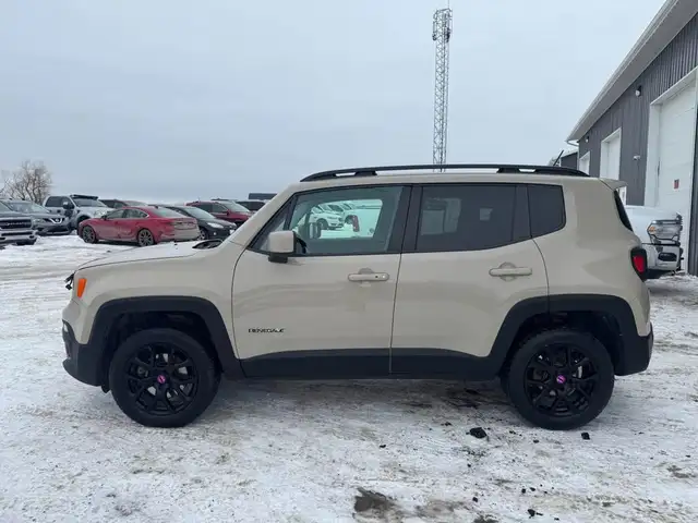 2015 Jeep Renegade North - Photo 5