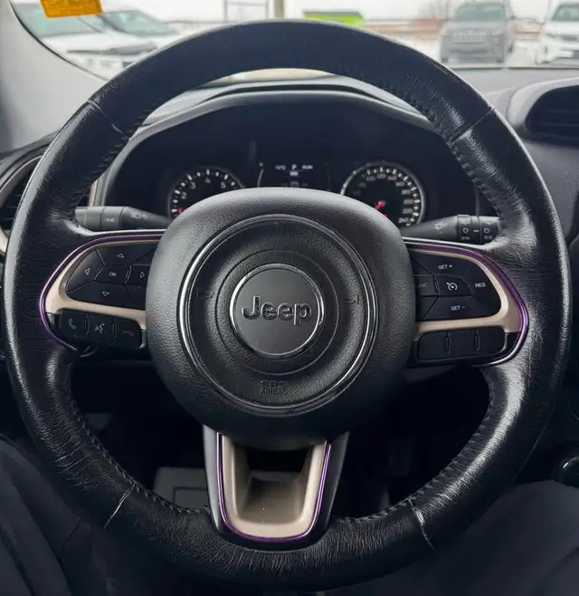 2015 Jeep Renegade North - Photo 10