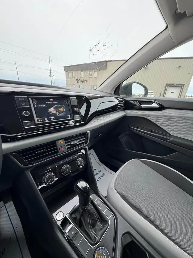 2023 Volkswagen Taos Trendline - Photo 13